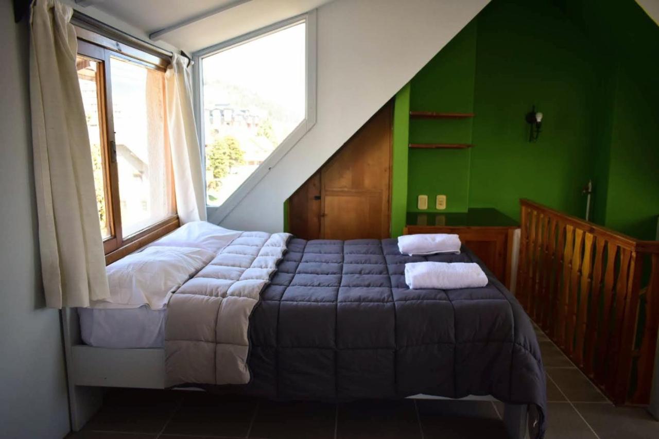 Cinerama Hostel San Carlos de Bariloche Exterior foto